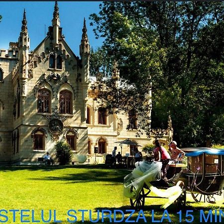 Stef Rooms Tirgu Frumos Екстер'єр фото