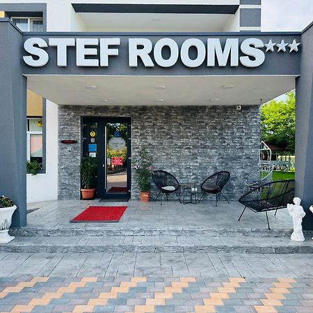 Stef Rooms Tirgu Frumos Екстер'єр фото