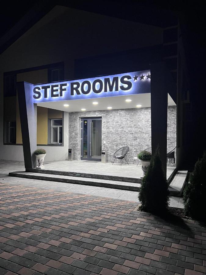 Stef Rooms Tirgu Frumos Екстер'єр фото
