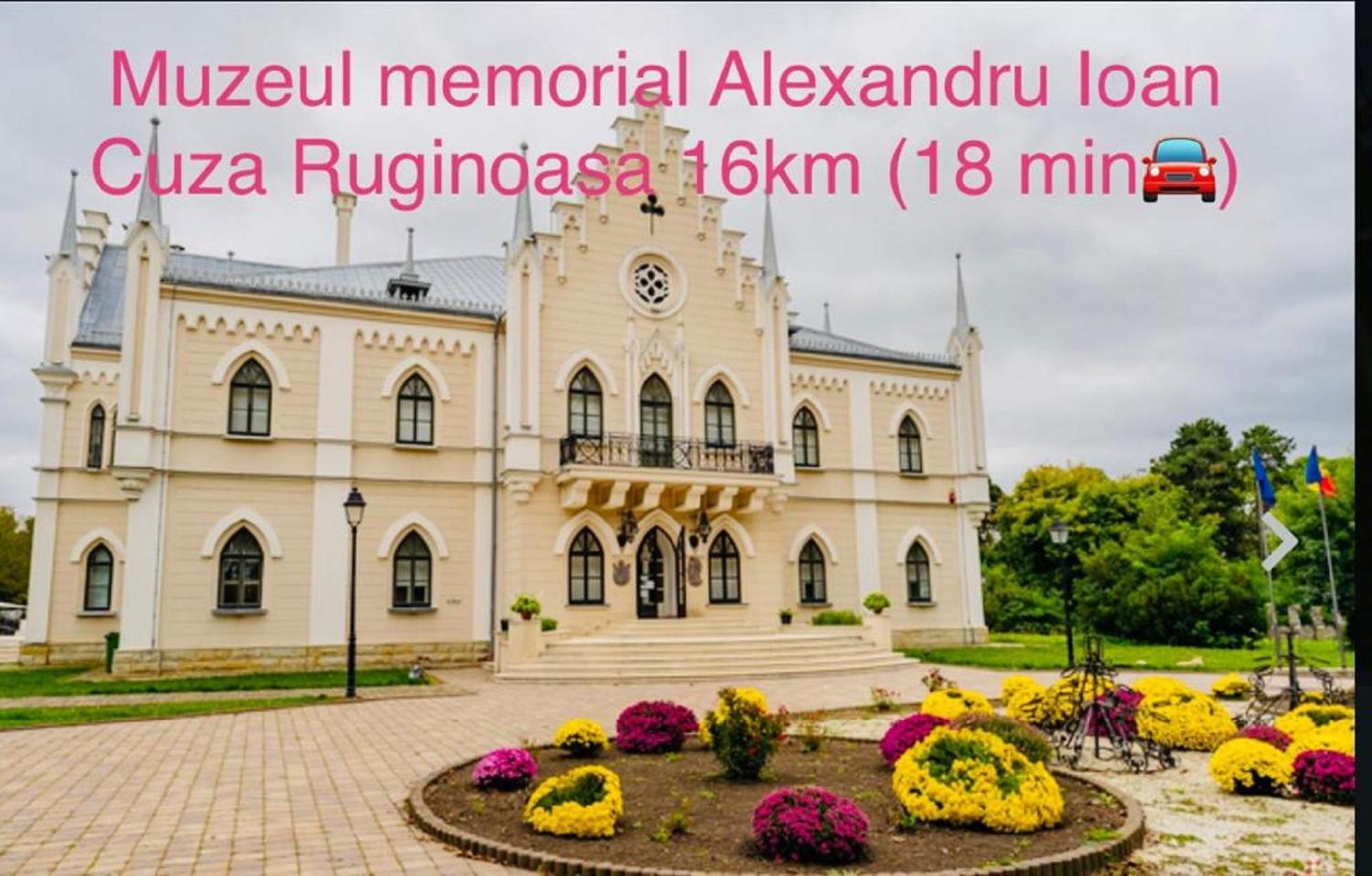 Stef Rooms Tirgu Frumos Екстер'єр фото