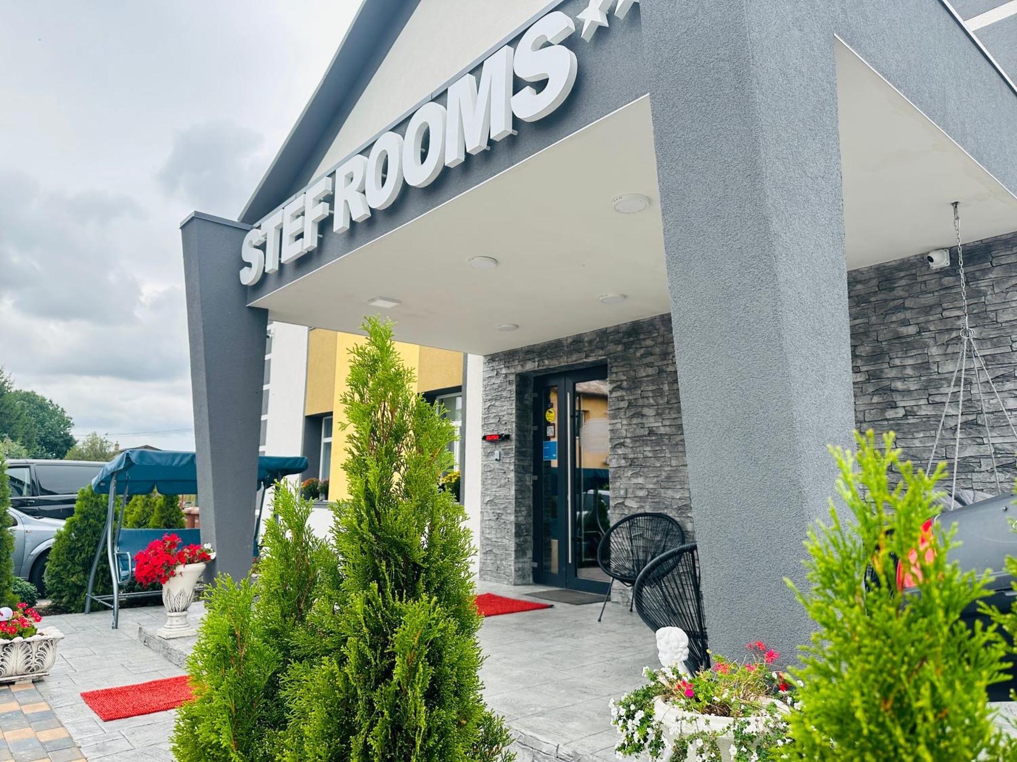 Stef Rooms Tirgu Frumos Екстер'єр фото