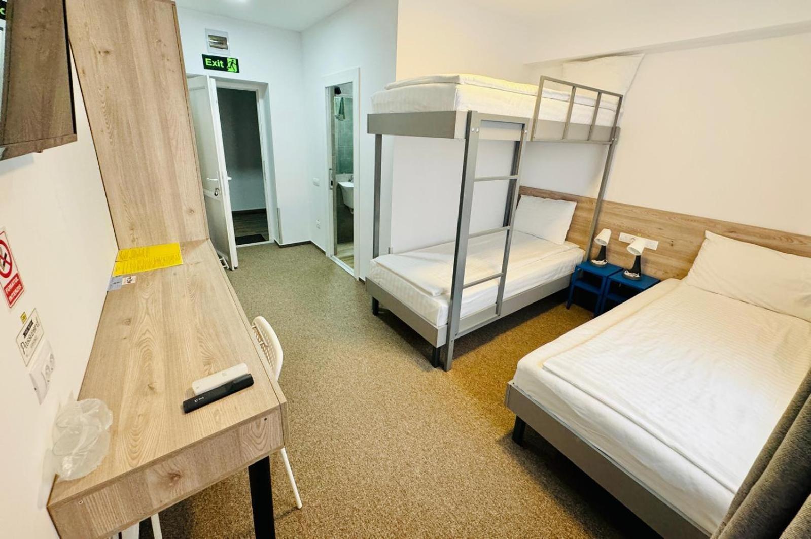 Stef Rooms Tirgu Frumos Екстер'єр фото
