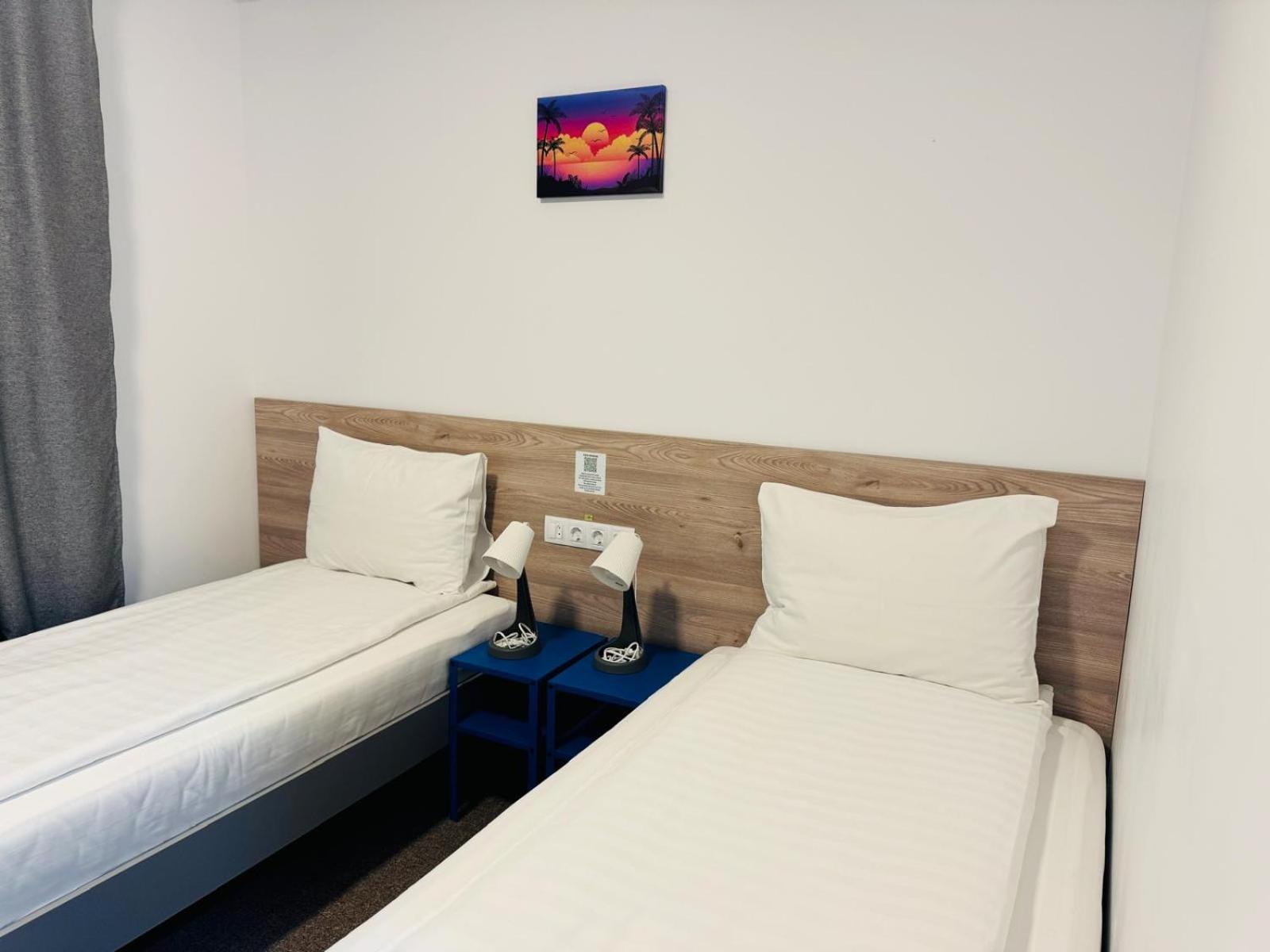 Stef Rooms Tirgu Frumos Екстер'єр фото